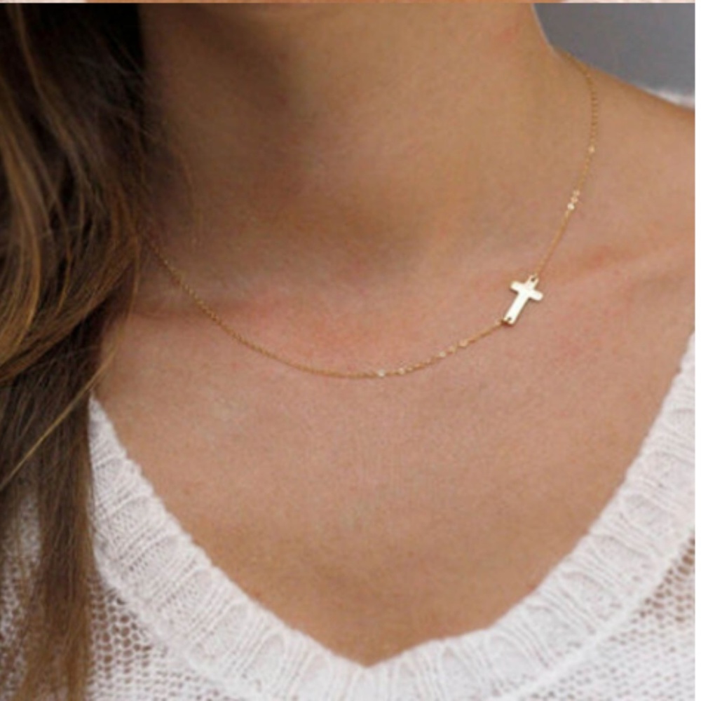 Christian Cross Minimalist Charm Worship Necklace - Picture 2 of 8
